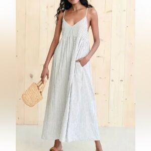 Jenni Kayne Cove dress Navy Pinstripe with pockets size Small